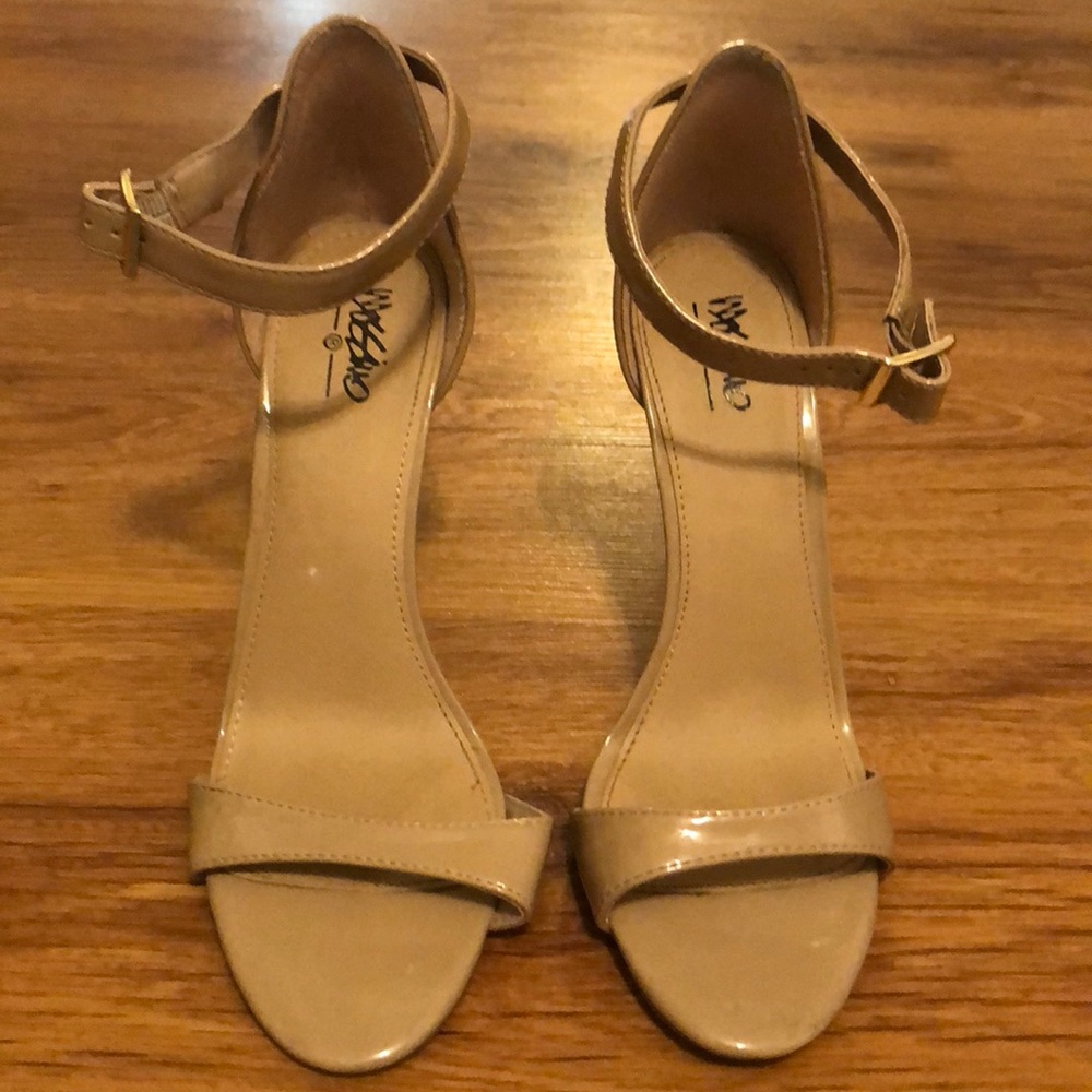 Nude heels